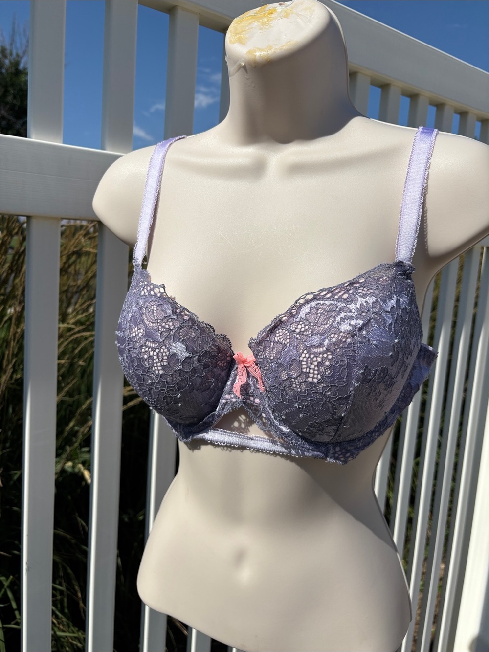 Victoria’s Secret Dream Angels Lined Demi Bra Never Worn 34 D